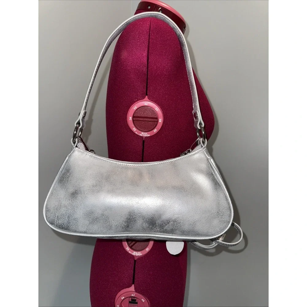 No Boundaries Vegan Fashion Shoulder Bag / Crossbody Metallic Silver Women's‎